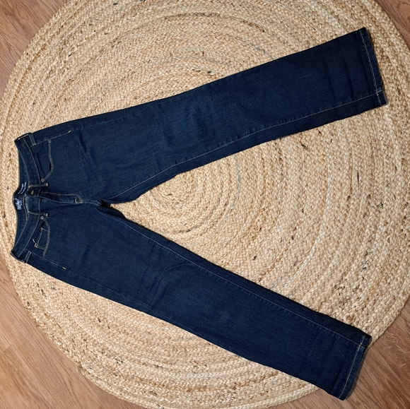 Dark Blue! - Picture 4 of 9